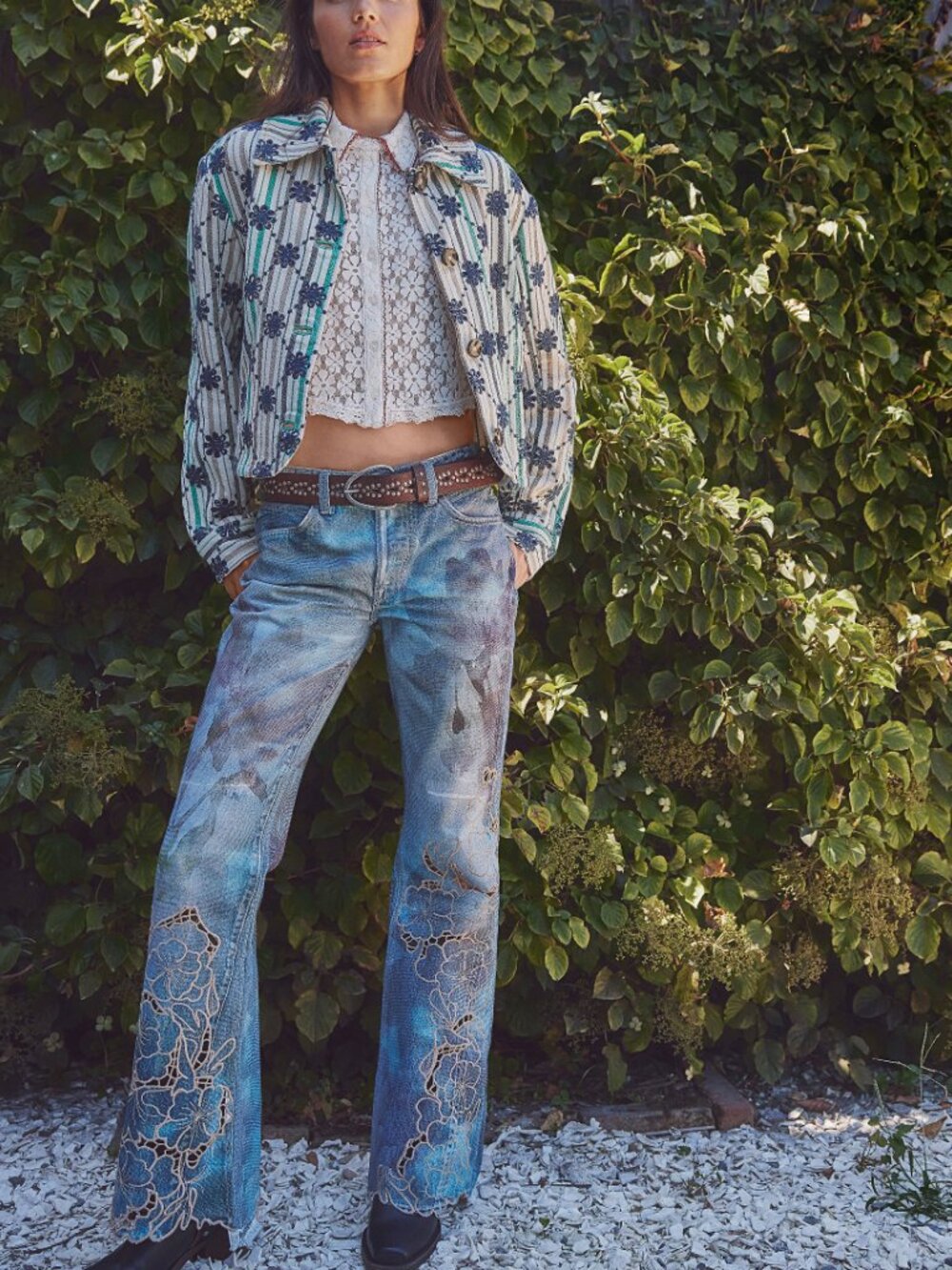 FREE PEOPLE West Coast Illusions & Cutwork Jeans / Watercolor Bloom - Picture 8 of 9